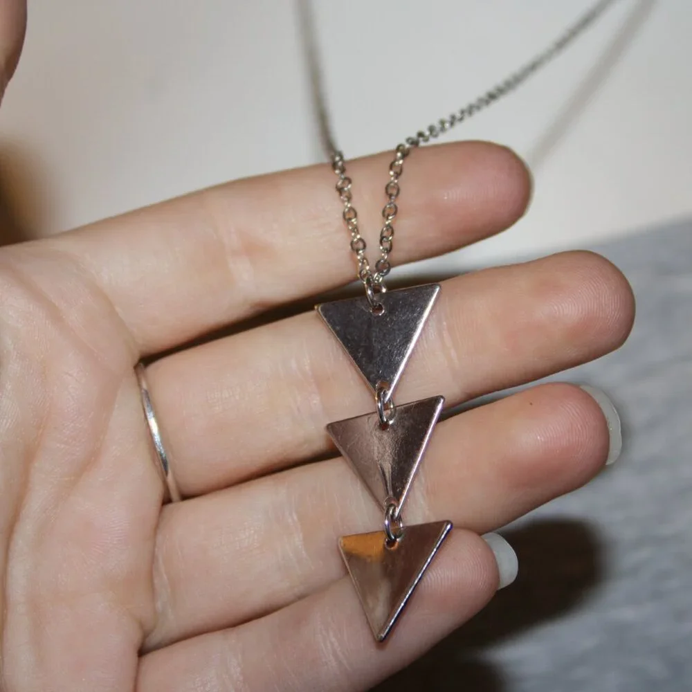 🔺 Silver Triangle Pendant Necklace · Adjustable 28–30”